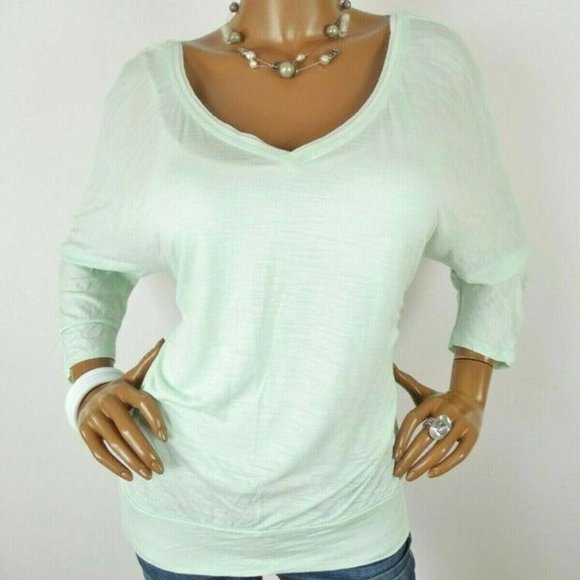 Tops - 5/$25 White House Black Market Women’s Shirt Sz M